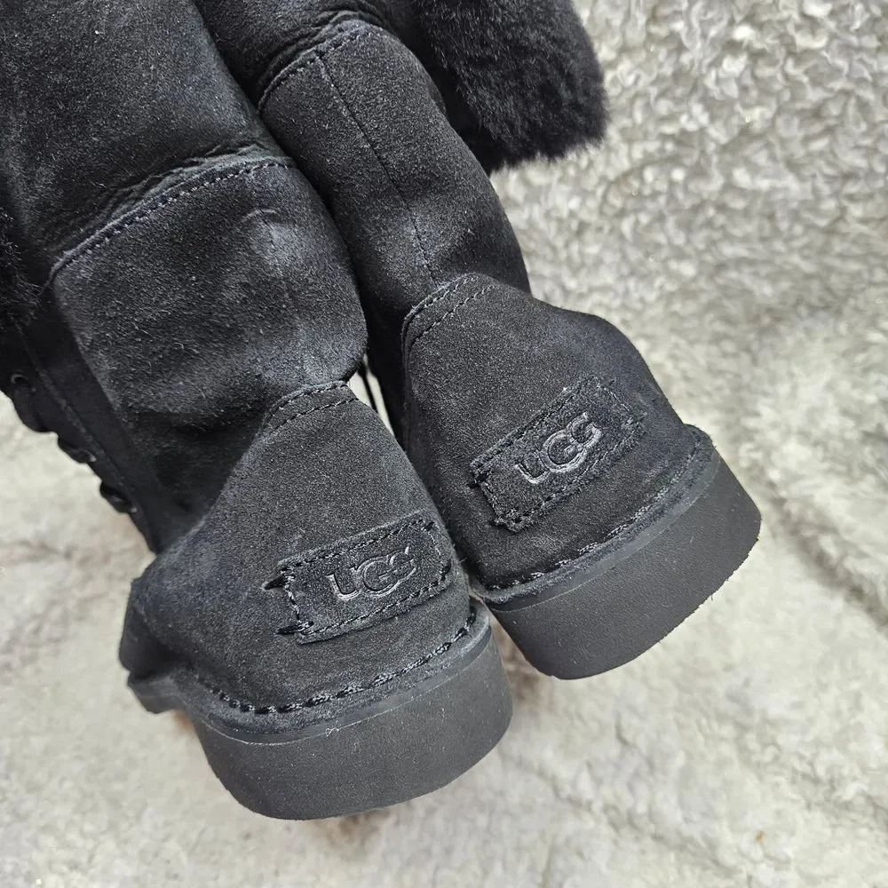Ugg Weylyn Black Lace-up‎ Sherpa Lined Boots sz 8